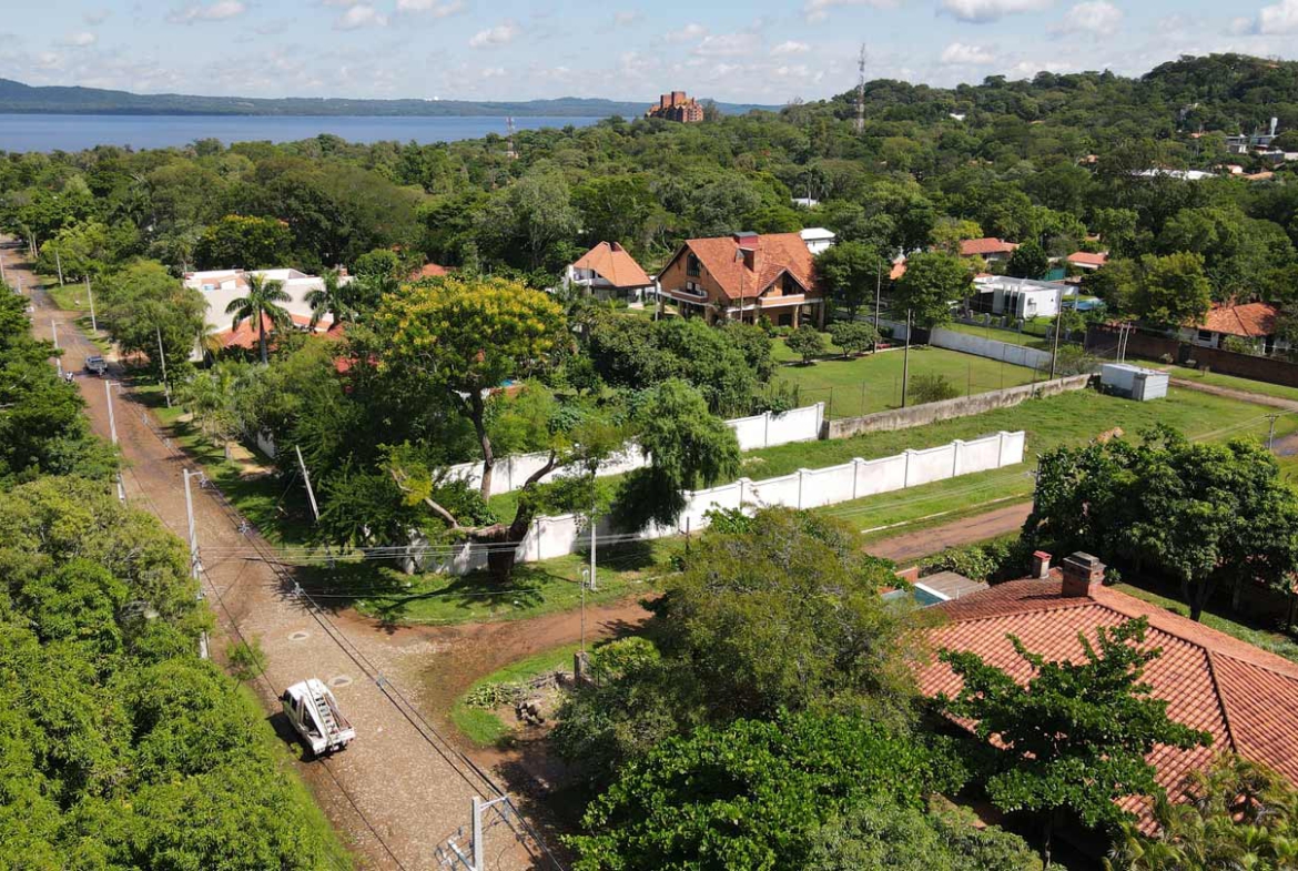 alt="haus mieten paraguay"