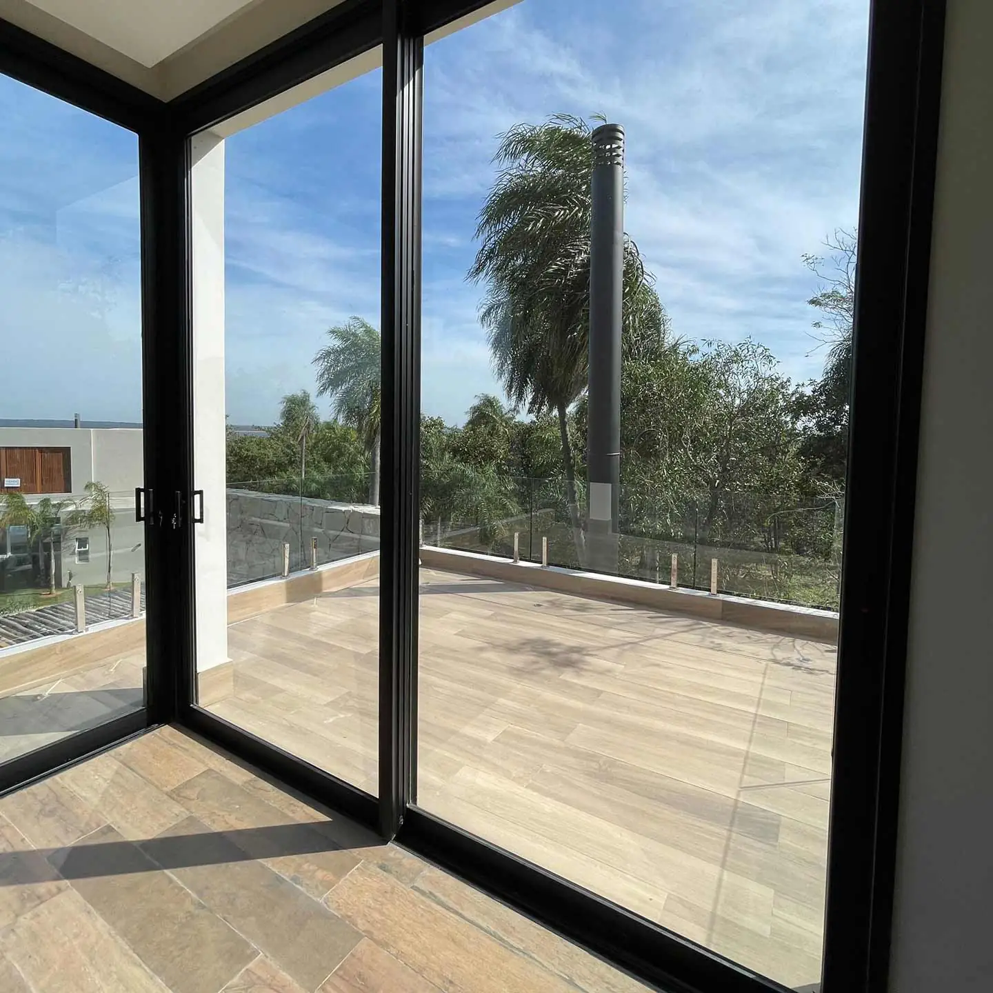 Compra de casas no Paraguai (1) Luxuosa casa de campo em Sunset Hills, em San Bernardino