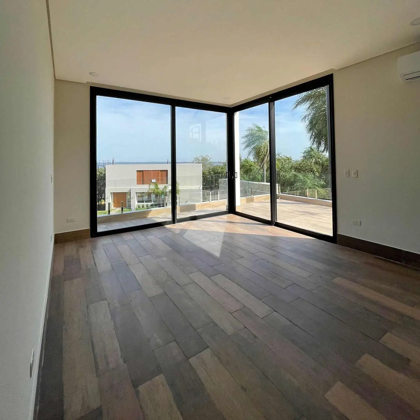 Compra de casas no Paraguai (10) Luxuosa casa de campo em Sunset Hills, em San Bernardino