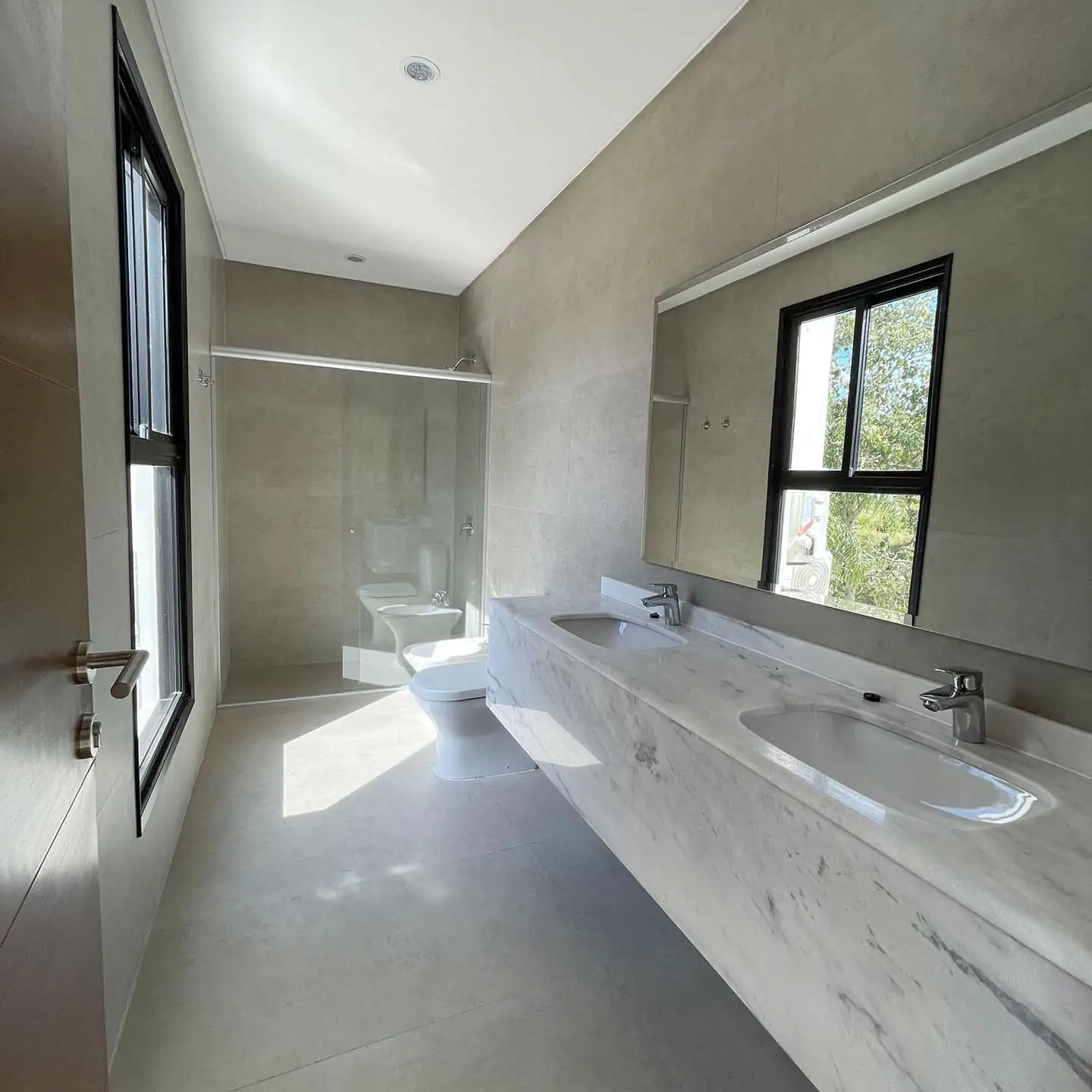 Compra de casas no Paraguai (7) Luxuosa casa de campo em Sunset Hills, em San Bernardino