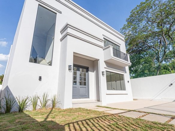 Haus kaufen in Paragauy 4