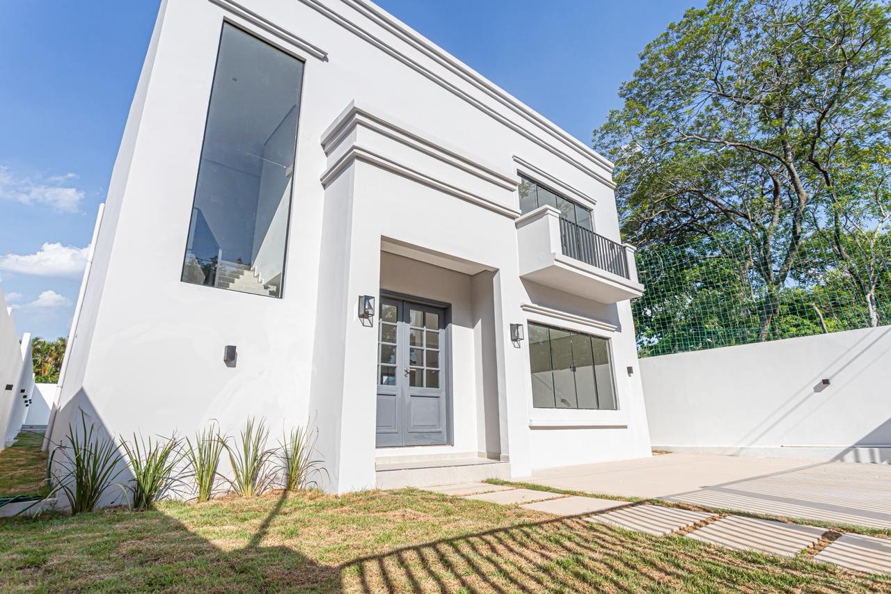 Haus kaufen in Paragauy 4