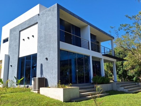 Casa para aluguel Paraguai 8 8